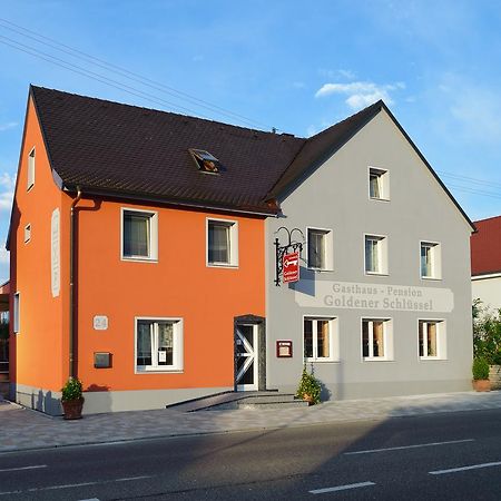 Goldener Schluessel Mit Gaestehaus Sina Noerdlingen Luaran gambar